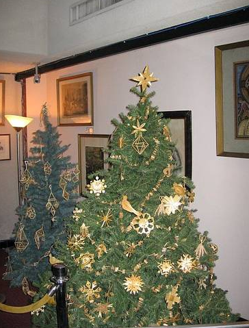 ヨーロッパクリスマスツリー飾り方